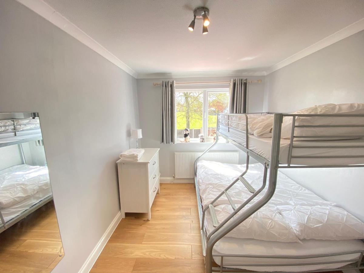 Three Bedrooms House In Windsor Buitenkant foto